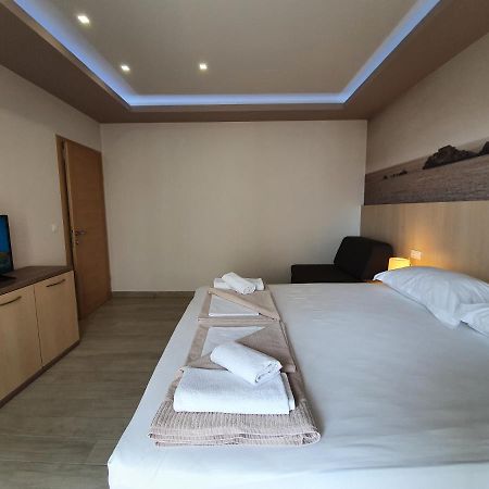 Apartments Hermes ทูแชพี ภายนอก รูปภาพ