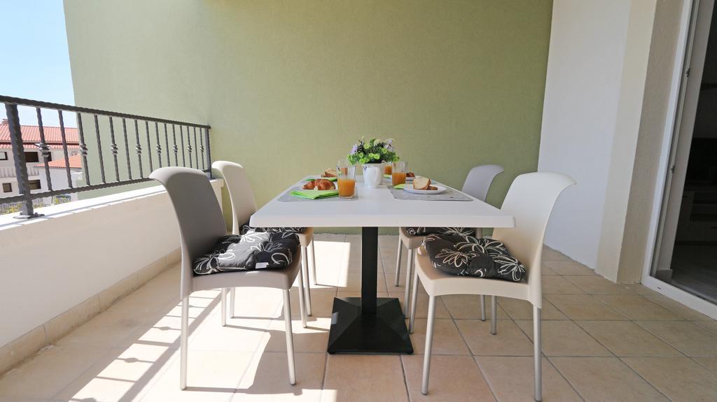 Apartments Hermes ทูแชพี ภายนอก รูปภาพ