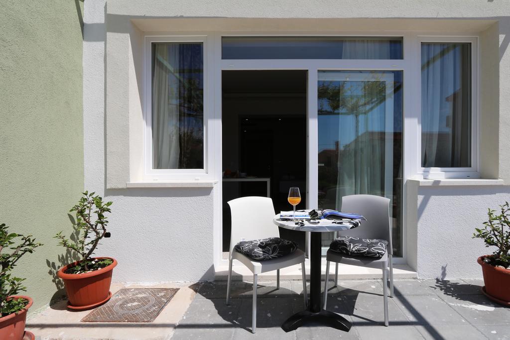 Apartments Hermes ทูแชพี ภายนอก รูปภาพ