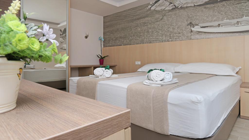 Apartments Hermes ทูแชพี ภายนอก รูปภาพ