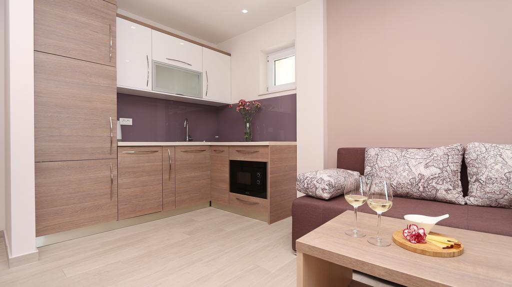 Apartments Hermes ทูแชพี ภายนอก รูปภาพ