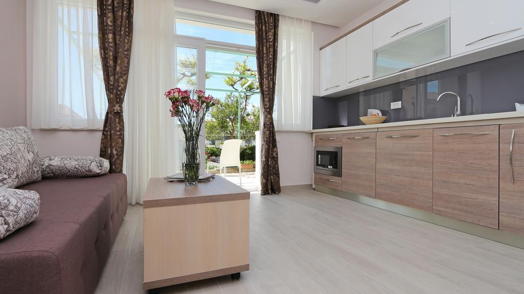 Apartments Hermes ทูแชพี ภายนอก รูปภาพ