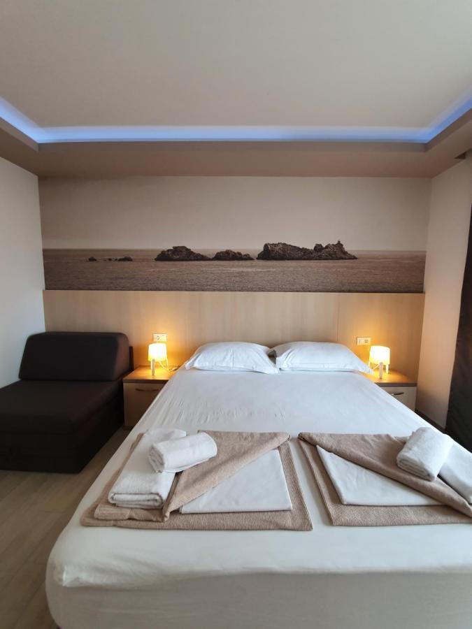 Apartments Hermes ทูแชพี ภายนอก รูปภาพ