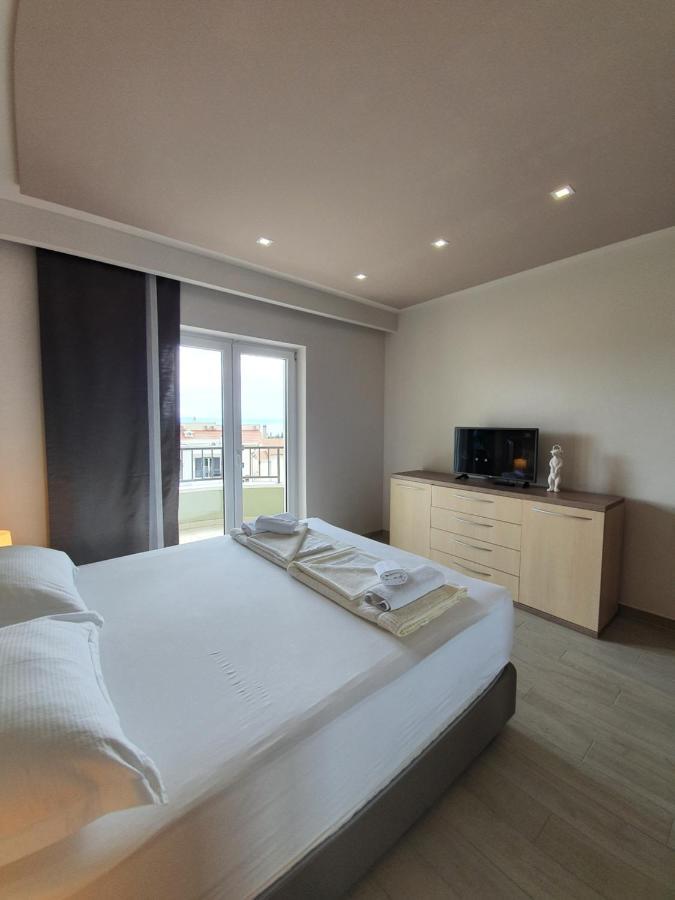 Apartments Hermes ทูแชพี ภายนอก รูปภาพ
